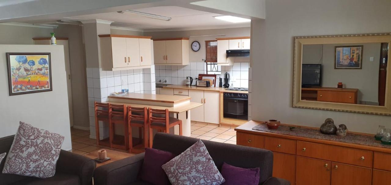 Kouwdouw Guest Farm Villa George Luaran gambar