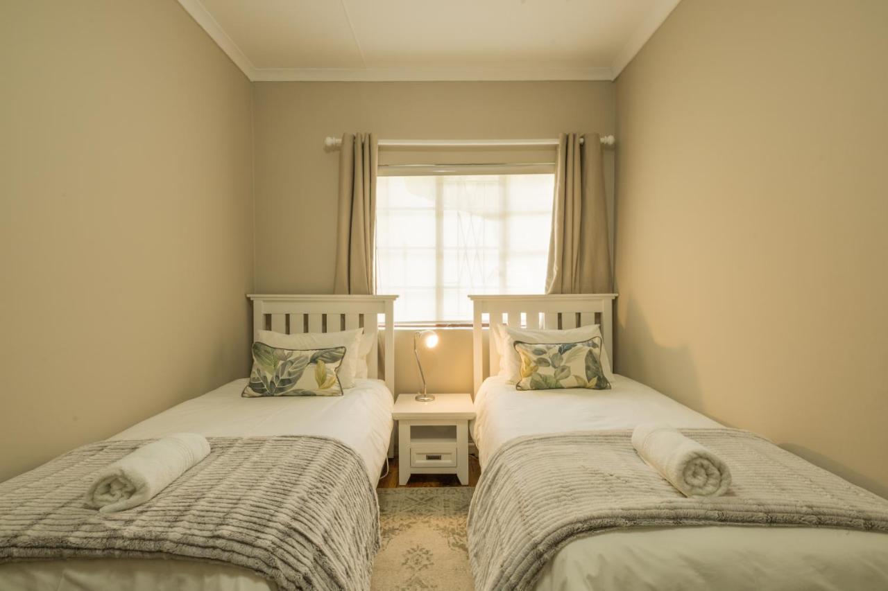 Kouwdouw Guest Farm Villa George Luaran gambar